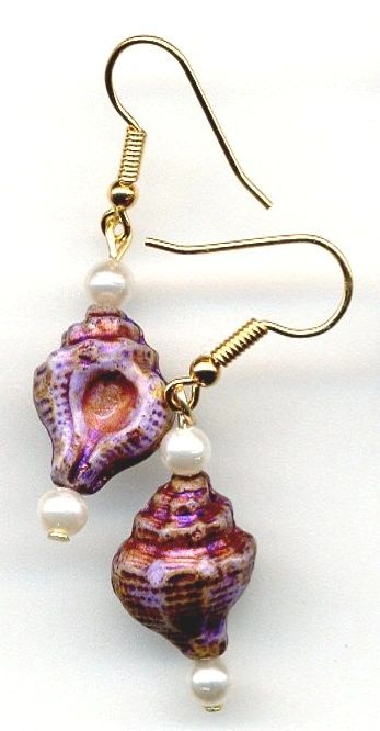 Glass Conch & Pearls Earrings